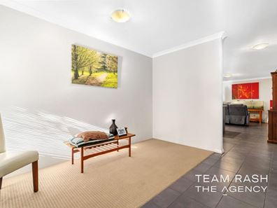 17 Runnymede Gate, Wellard WA 6170