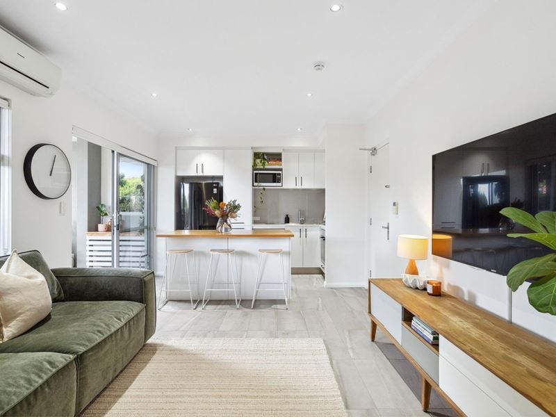 4/80 Burniston Street, Scarborough WA 6019