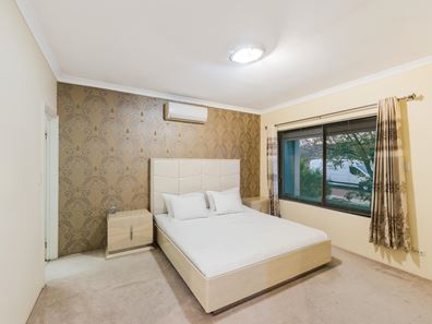28 Warrilow Loop, Canning Vale WA 6155