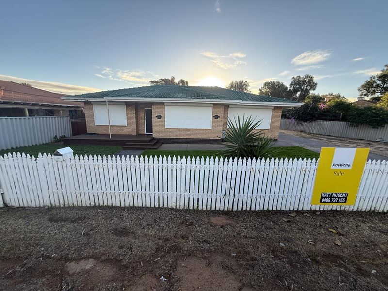 151 Railway Street, Bluff Point