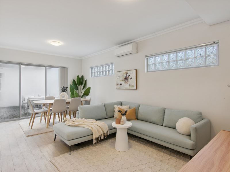 4/13 Belcastro Way, Madeley WA 6065
