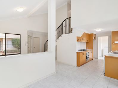 10/50 Gwenyfred Road, Kensington WA 6151