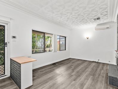 15 Liege Street, Cannington WA 6107