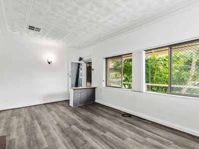 15 Liege Street, Cannington WA 6107