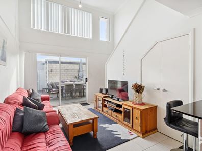 12/1 Positano Crescent, Yangebup WA 6164
