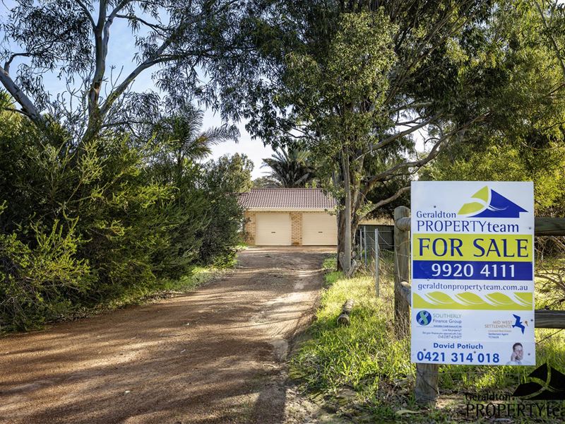 217 Hall Road, Waggrakine WA 6530