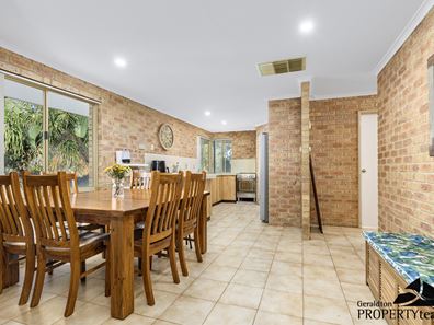 217 Hall Road, Waggrakine WA 6530