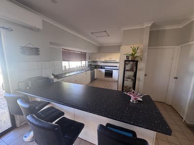 14 Nardoo Loop, Newman WA 6753