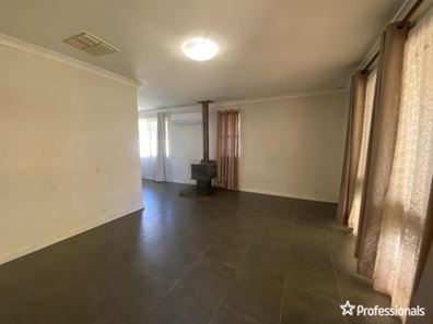22 Blackall Place, South Kalgoorlie WA 6430