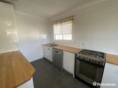 22 Blackall Place, South Kalgoorlie WA 6430