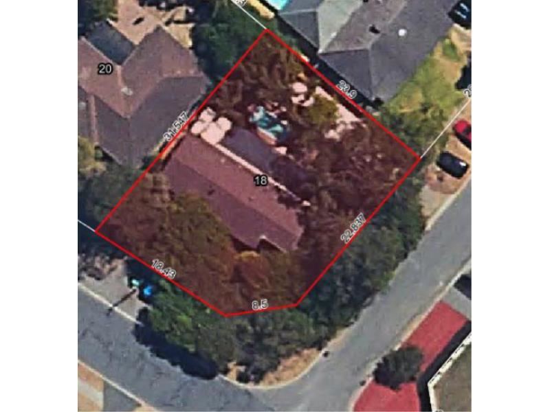 18 Macleay Drive, Padbury WA 6025