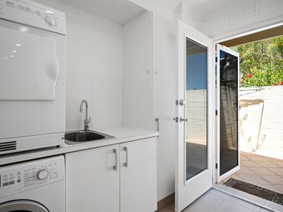 1/11-17 Princes Street, Cottesloe WA 6011