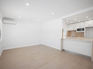 1/11-17 Princes Street, Cottesloe WA 6011