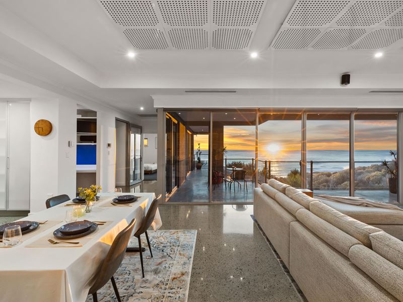 59A West Coast Drive, Watermans Bay WA 6020