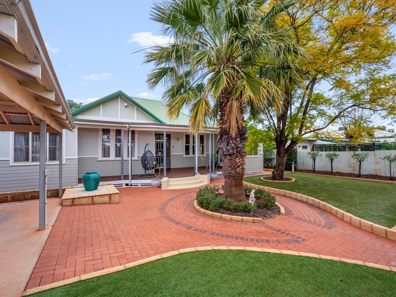 41 Campbell Street, Lamington WA 6430