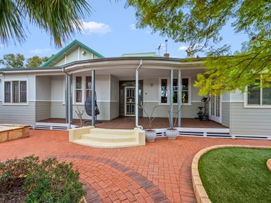 41 Campbell Street, Lamington WA 6430