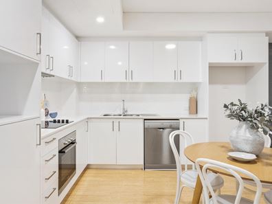 25/35 Hastings Street, Scarborough WA 6019