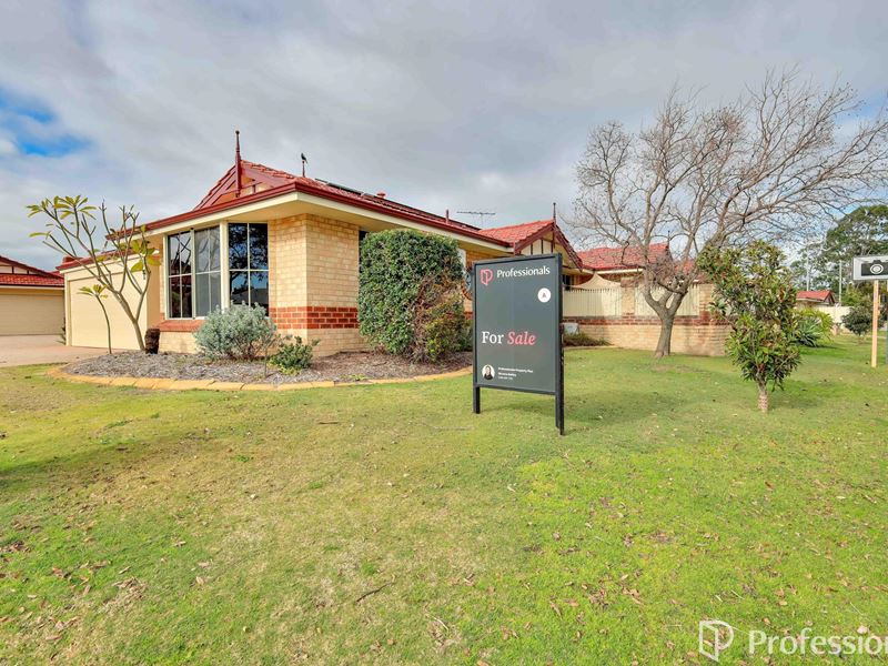 182A Forest Lakes Drive, Thornlie