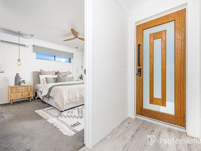 35 Selacosa Avenue, Jindalee WA 6036