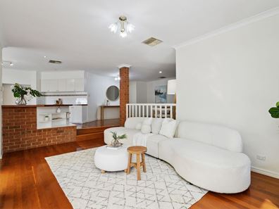 39 Dickenson Way, Booragoon WA 6154
