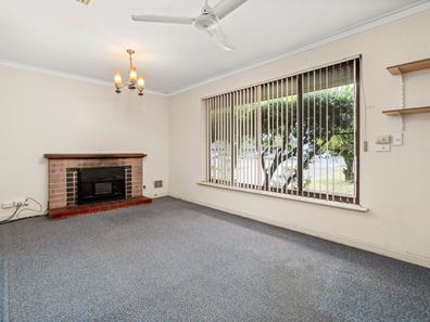 3 Merrifield Avenue, Kelmscott WA 6111