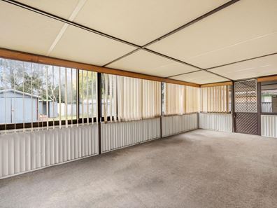 3 Merrifield Avenue, Kelmscott WA 6111