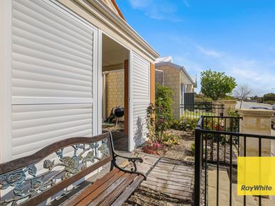 91 Holdsworth Avenue, Aveley WA 6069