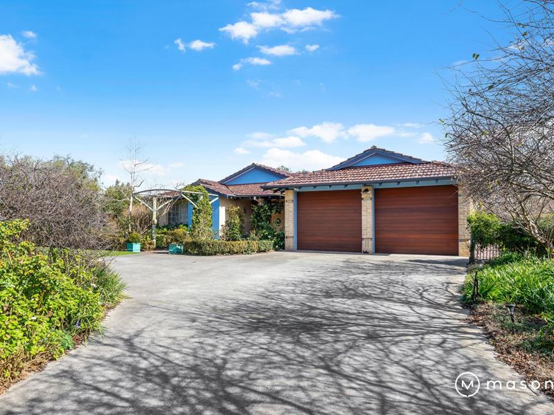 293 Emu Point Drive, Collingwood Park
