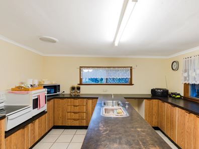 310 Forrest Road, Haynes WA 6112