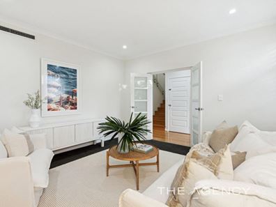 9 Warwick Road, Sorrento WA 6020
