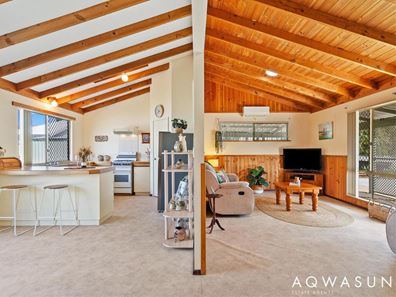 1 Indiana Parade, Singleton WA 6175