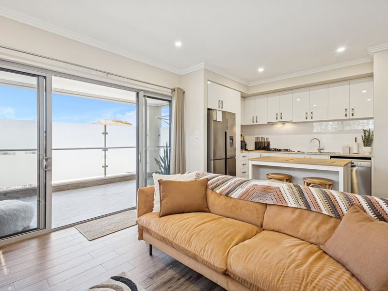 7/34 Halley Street, Innaloo WA 6018
