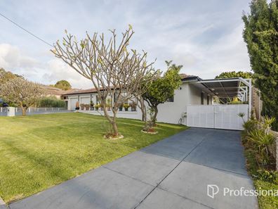 30 Napier Road, Marangaroo WA 6064