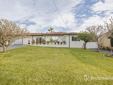 30 Napier Road, Marangaroo WA 6064