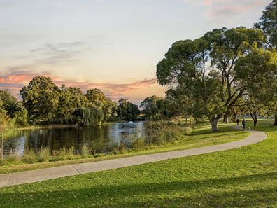 42 Broadbeach Boulevard, Hillarys WA 6025