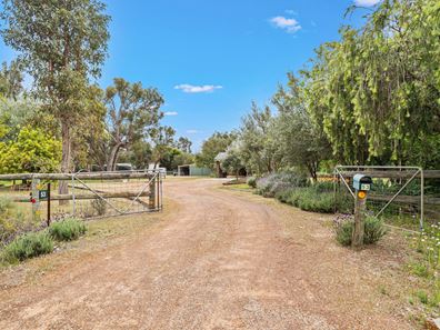 53 Hastings Road, Barragup WA 6209