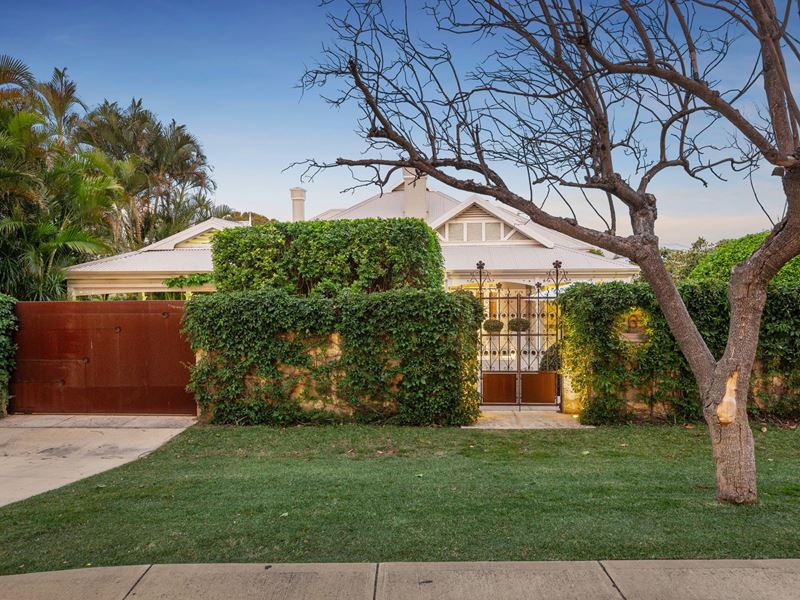 6 Queenslea Drive, Claremont WA 6010