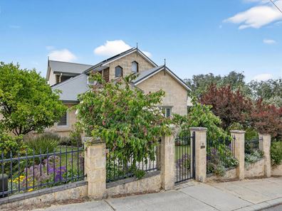19 Station Street, Bayswater WA 6053