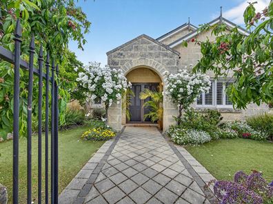 19 Station Street, Bayswater WA 6053