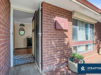 16 Coachwood Way, Maddington WA 6109