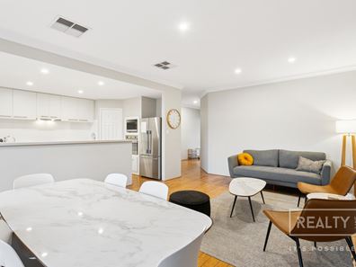 18A Fermaner Street, Karrinyup WA 6018