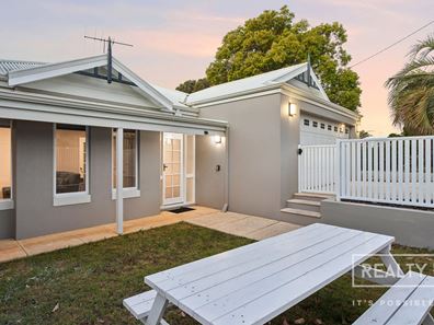 18A Fermaner Street, Karrinyup WA 6018
