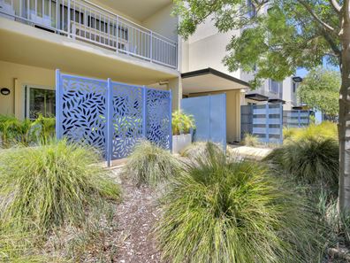 8/6 Ibera Way, Success WA 6164