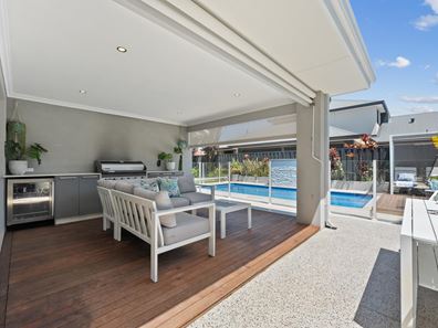 19 Fletcher Street, Rockingham WA 6168