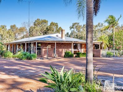 213 Moores Road, West Pinjarra WA 6208