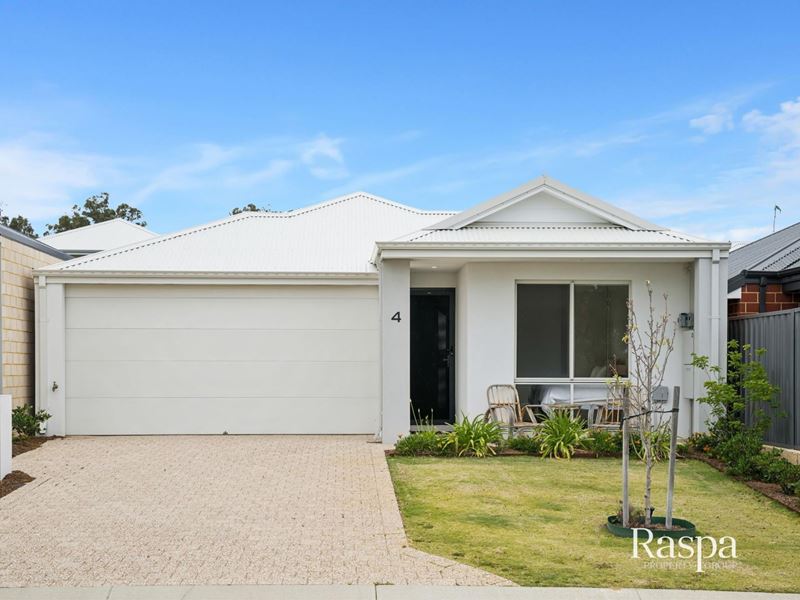 4 Yellowtail Grove, Beeliar