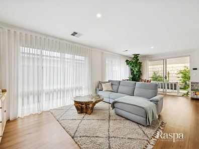4 Yellowtail Grove, Beeliar WA 6164