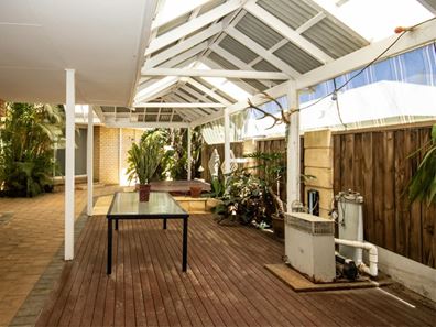 24 Endeavour Drive, Wandina WA 6530