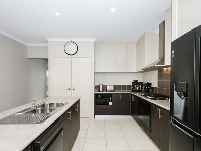 5 Adur Way, Dawesville WA 6211