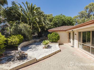 87 Lagoon Drive, Yanchep WA 6035
